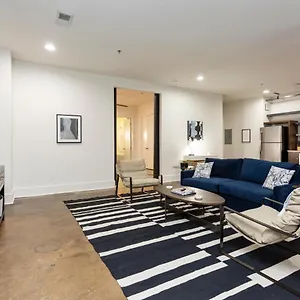 **** Aparthotel Mint House At The Reserve - United States